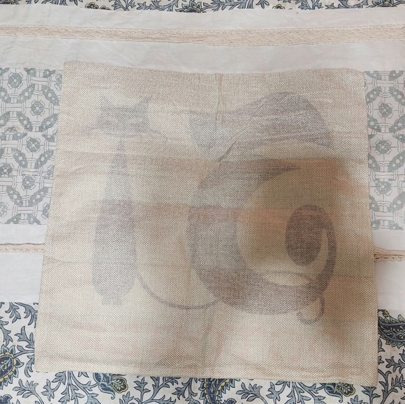 Halloween October CAT Pillow Cover Set (2) Throw Pillow Covers 18" x 18" NWOT - Picture 2 of 3